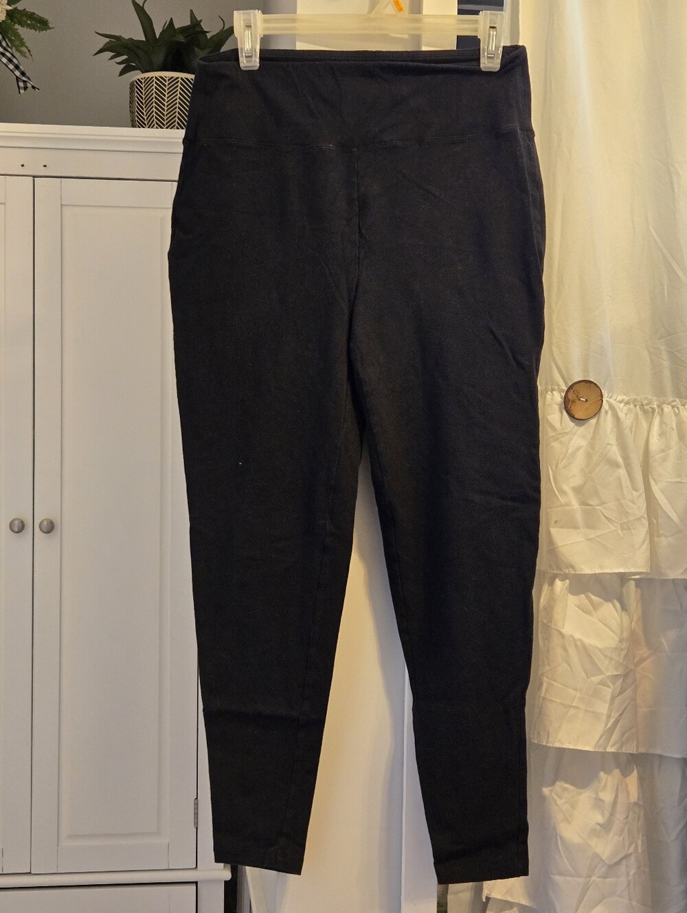Everyday High-Waist Black Leggings